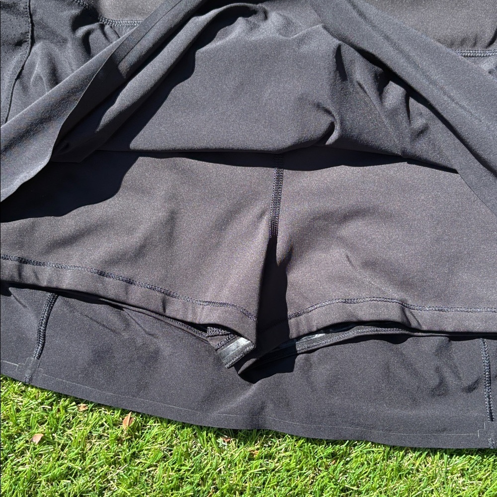 Athleta Run With It Skort Size XL Black Tennis Pickleball Golf Skirt - Picture 4 of 7